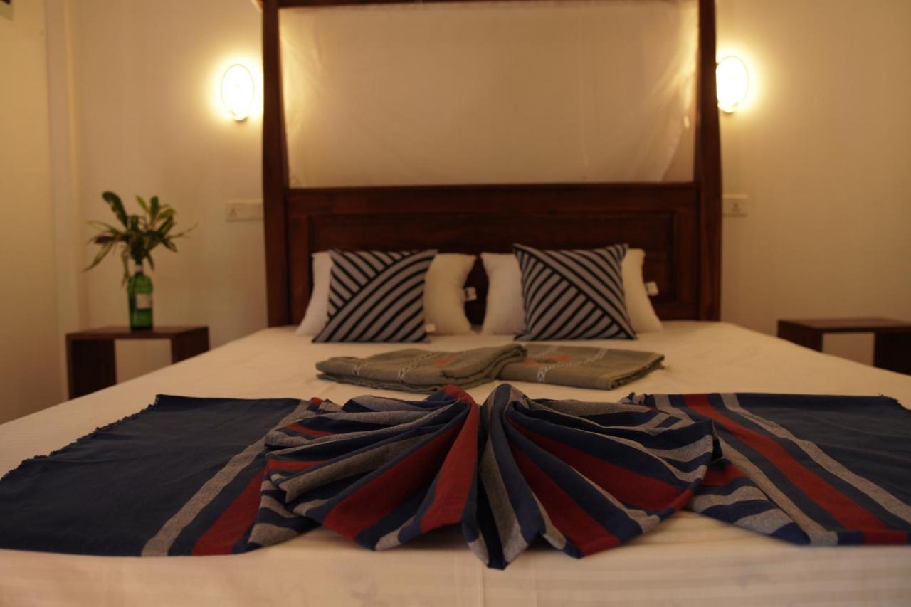 Surf Nest Hiriketiya Hotel Dickwella Exterior photo